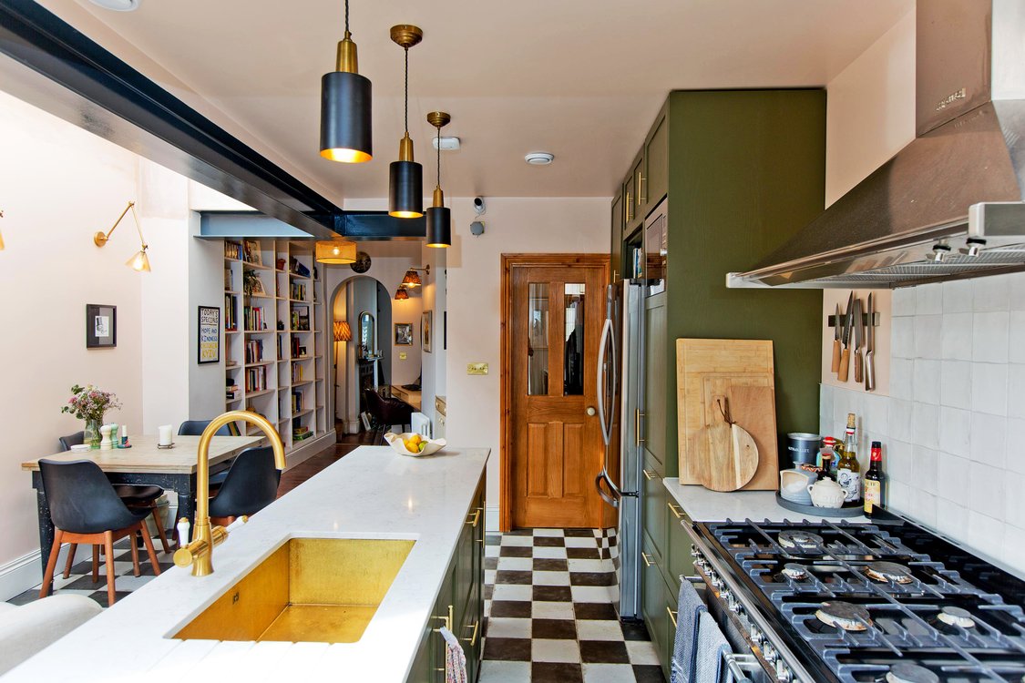Kitchen funneling into the living room