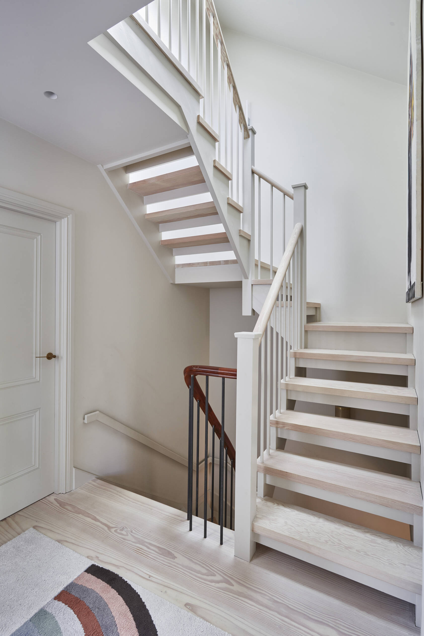 Copy of MIDDLE_HALWAY_006