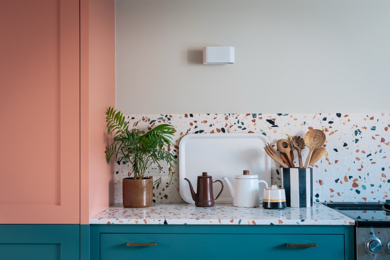 islington-london-townhouse-kitchen-teal-salmon-terrazzo-splashback.jpg