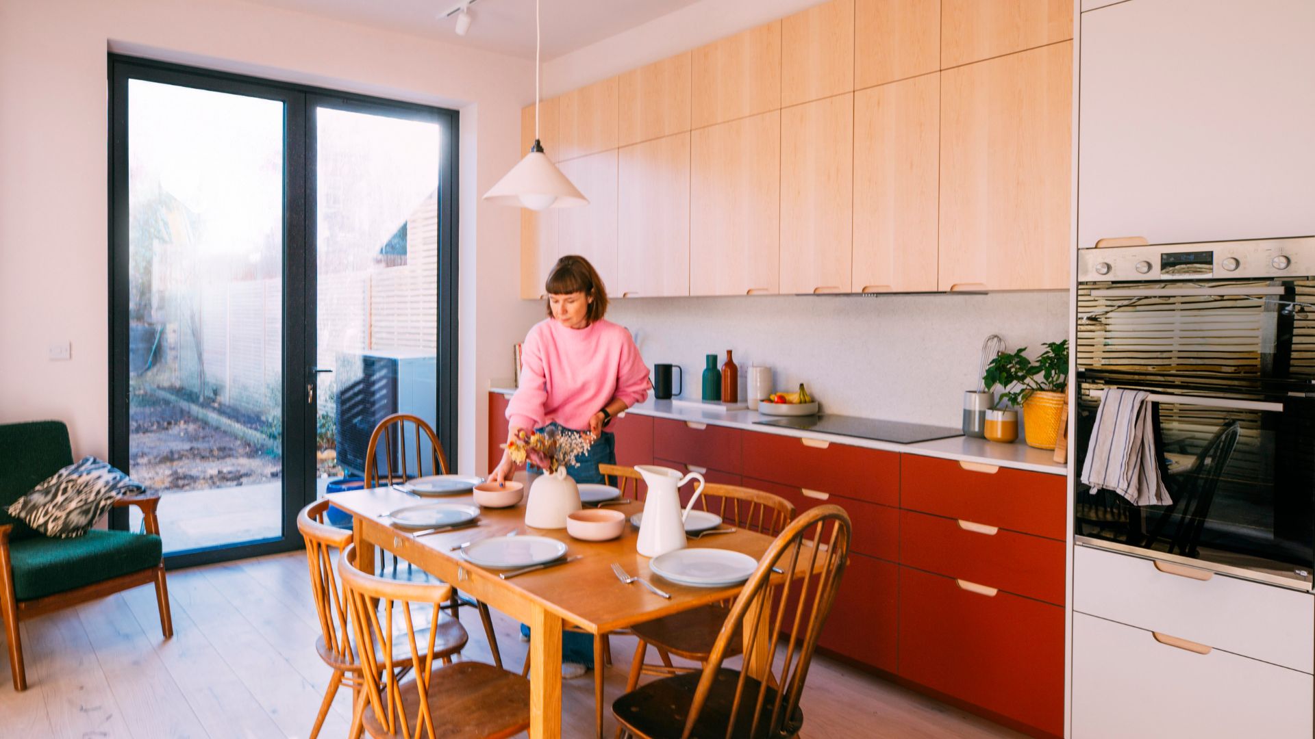 colourful-kitchen-retrofit-sunlight-blue-red-timber.jpg