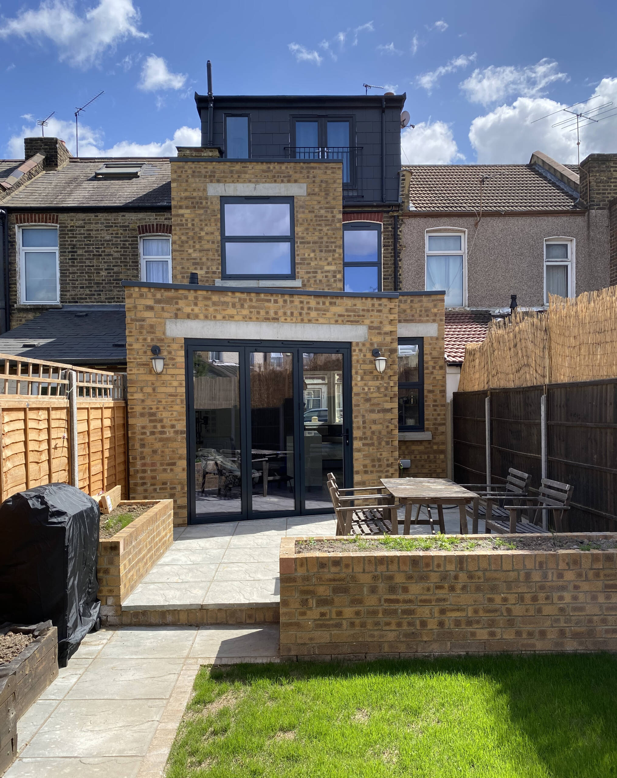 east-london-twisted-brick-extension.jpg